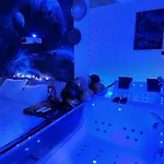 House - In With Private Jacuzzi, Full Access To Sauna, Gym&billards - Studia Z Prywatnym Jacuzzi Oraz Dostępem Do Sauny, Siłowni I Bilarda *