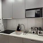 Apartament House - In With Private Jacuzzi, Full Access To Sauna, Gym&billards - Studia Z Prywatnym Jacuzzi Oraz Dostępem Do Sauny, Siłowni I Bilarda