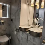 House - In With Private Jacuzzi, Full Access To Sauna, Gym&billards - Studia Z Prywatnym Jacuzzi Oraz Dostępem Do Sauny, Siłowni I Bilarda *
