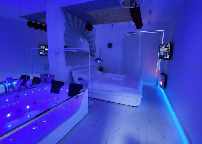 House: With Jacuzzi, Prosecco & Wellness Facilities Apartment *