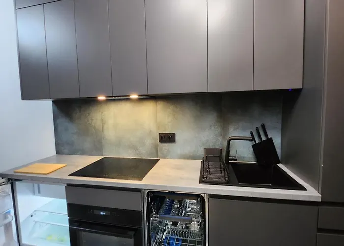 Apartment House: With Jacuzzi, Prosecco & Wellness Facilities