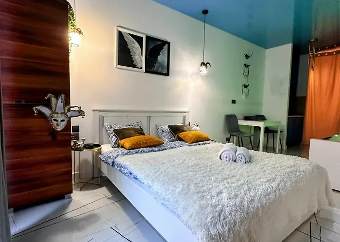 House: With Jacuzzi, Prosecco & Wellness Facilities * Warsaw