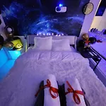 Jacuzzi & Sauna Mokotow Apartman Varsó