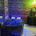 Jacuzzi & Sauna Mokotow Apartman