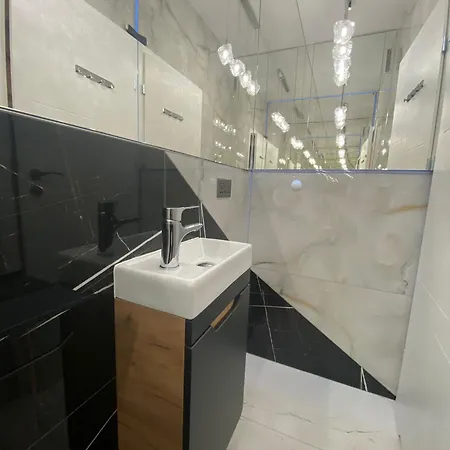 Jacuzzi & Sauna Mokotow דירה