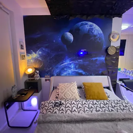 House - In With Private Jacuzzi, Full Access To Sauna, Gym And Billards - Studia Z Prywatnym Jacuzzi Oraz Dostepem Do Sauny, Silowni I Bilarda Apartment *