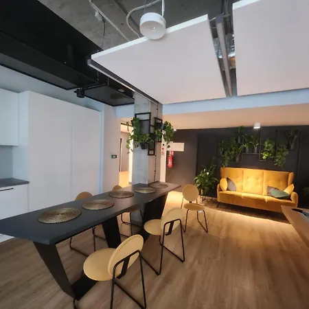 House: With Jacuzzi, Prosecco & Wellness Facilities Apartment *