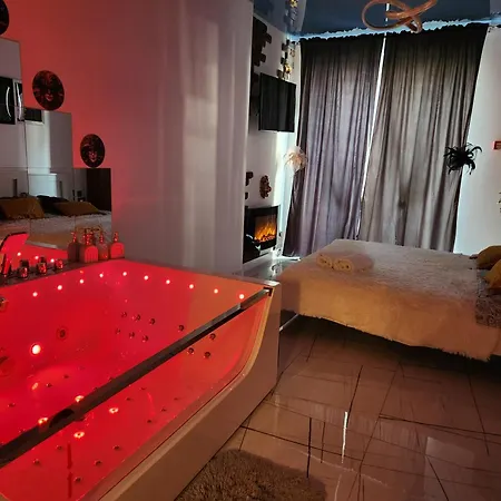 Jacuzzi & Sauna Mokotow アパート ワルシャワ