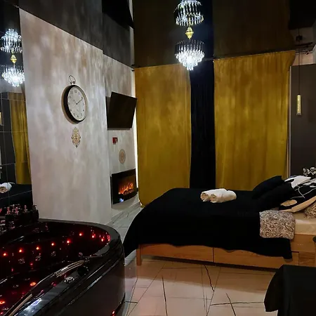 House: With Jacuzzi, Prosecco & Wellness Facilities Warsaw