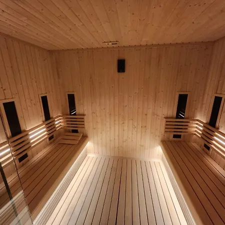 Διαμέρισμα House - In With Private Jacuzzi, Full Access To Sauna, Gym And Billards - Studia Z Prywatnym Jacuzzi Oraz Dostepem Do Sauny, Silowni I Bilarda *