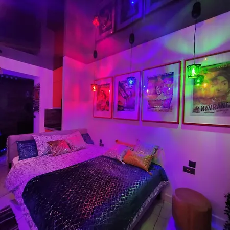 Jacuzzi & Sauna Mokotow Апартаменты Варшава